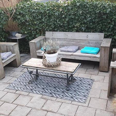 Chalet Gaasterland Bos-Ijsselmeer 4 Pers. Rijs Εξωτερικό φωτογραφία